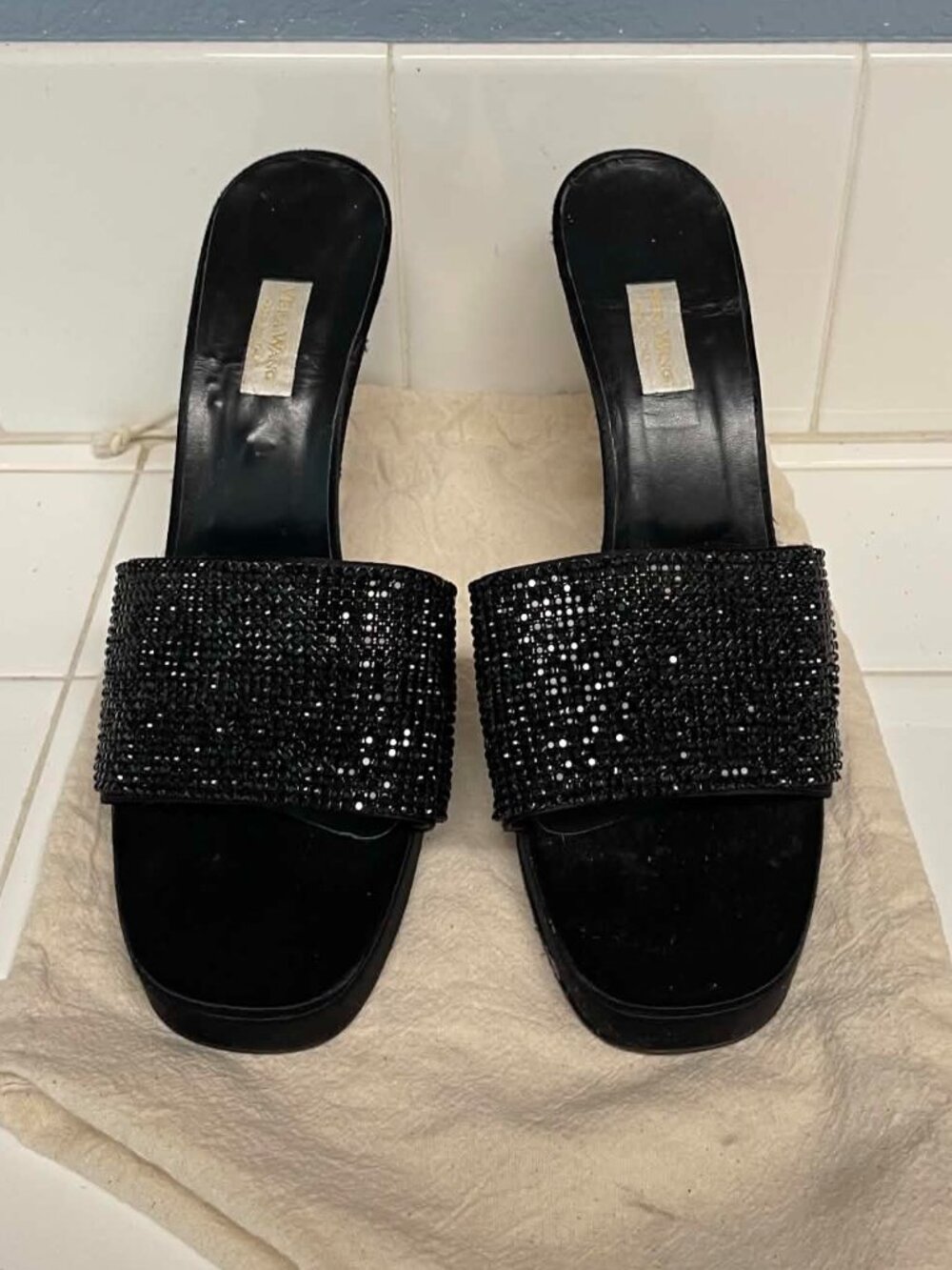 Vera Wang black heels